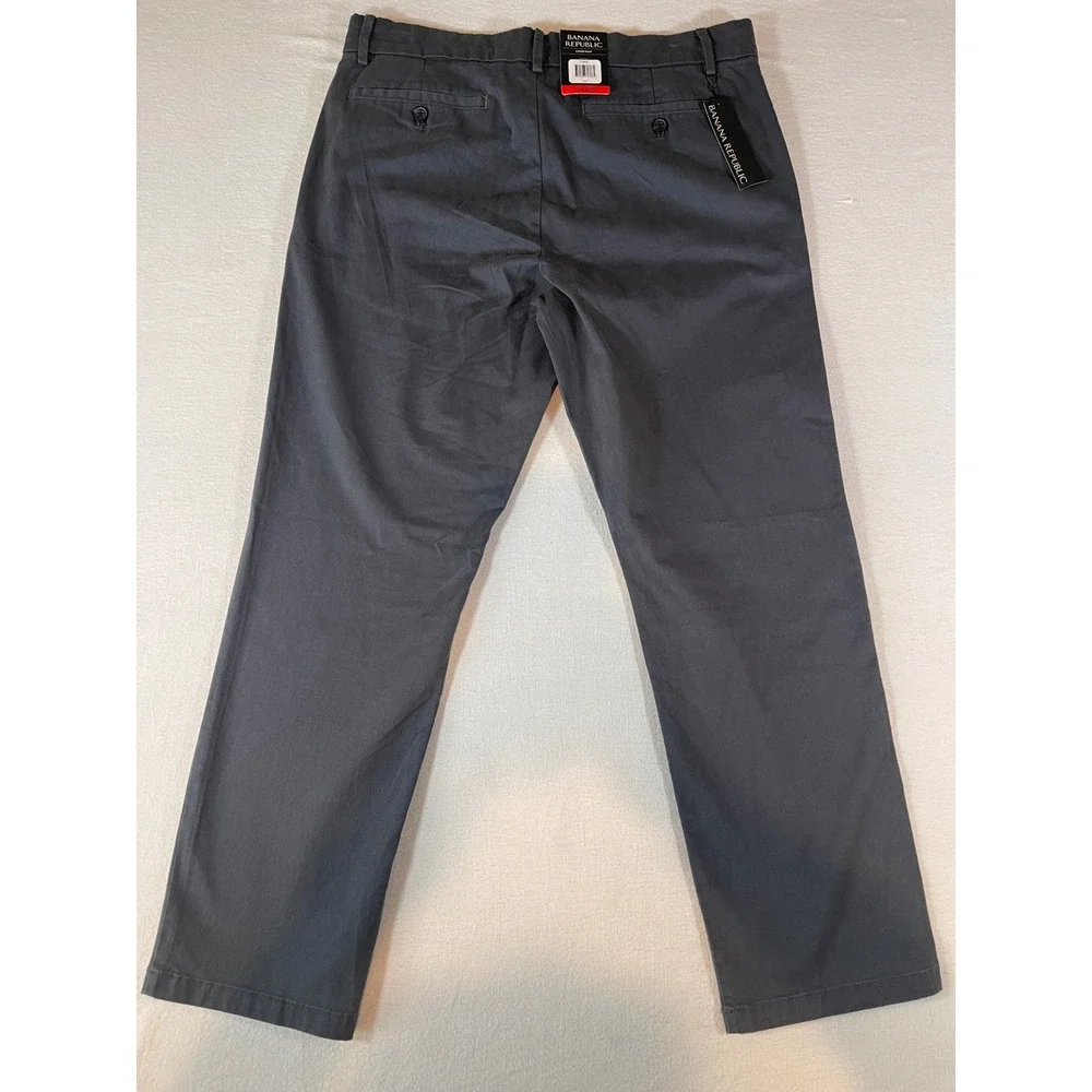 Banana Republic Mens Gray Chino Pants 34x29 Straight Leg Flat Front Trousers NWT